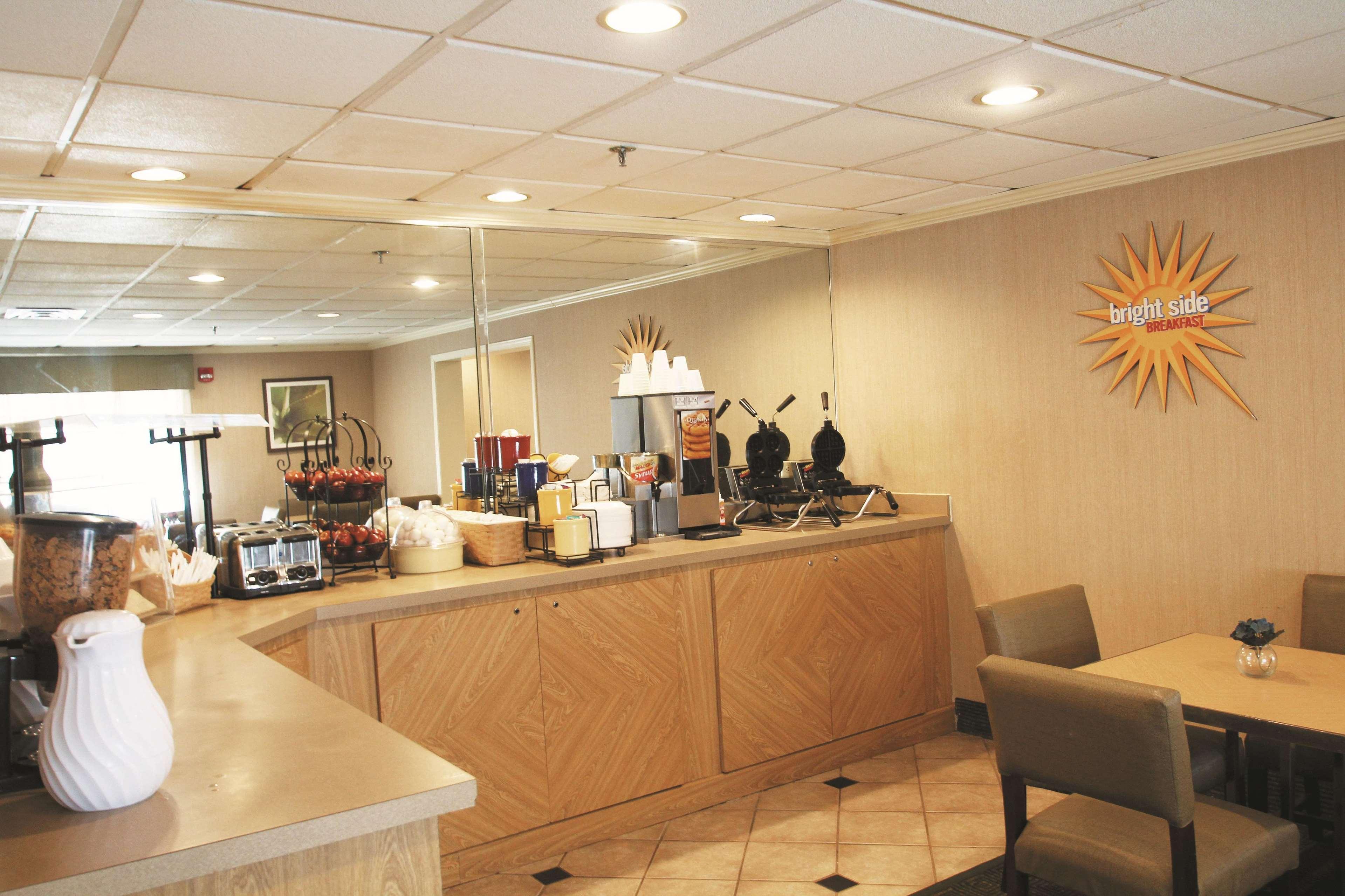 La Quinta By Wyndham Orlando South Hotell Williamsburg Eksteriør bilde