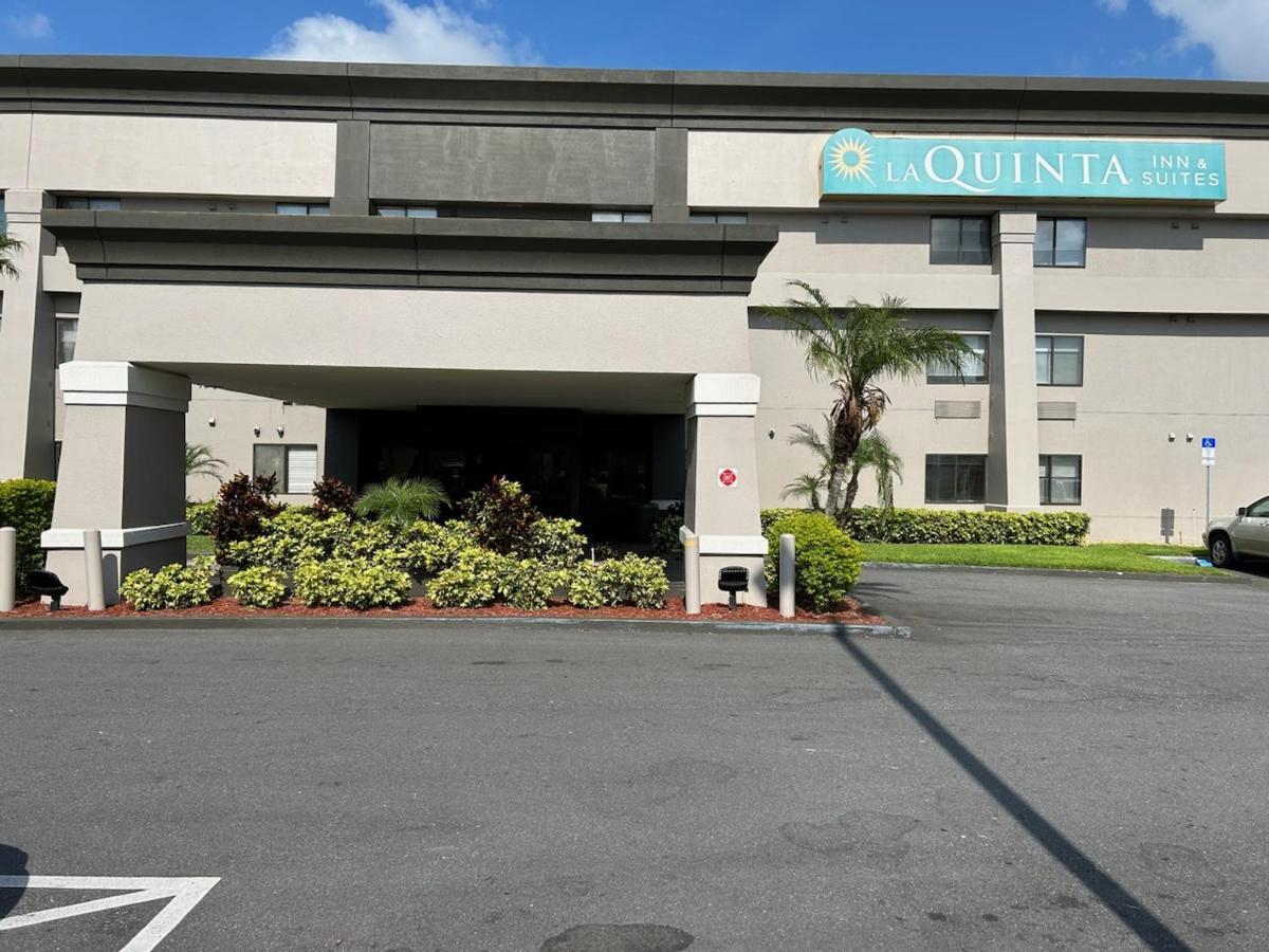 La Quinta By Wyndham Orlando South Hotell Williamsburg Eksteriør bilde