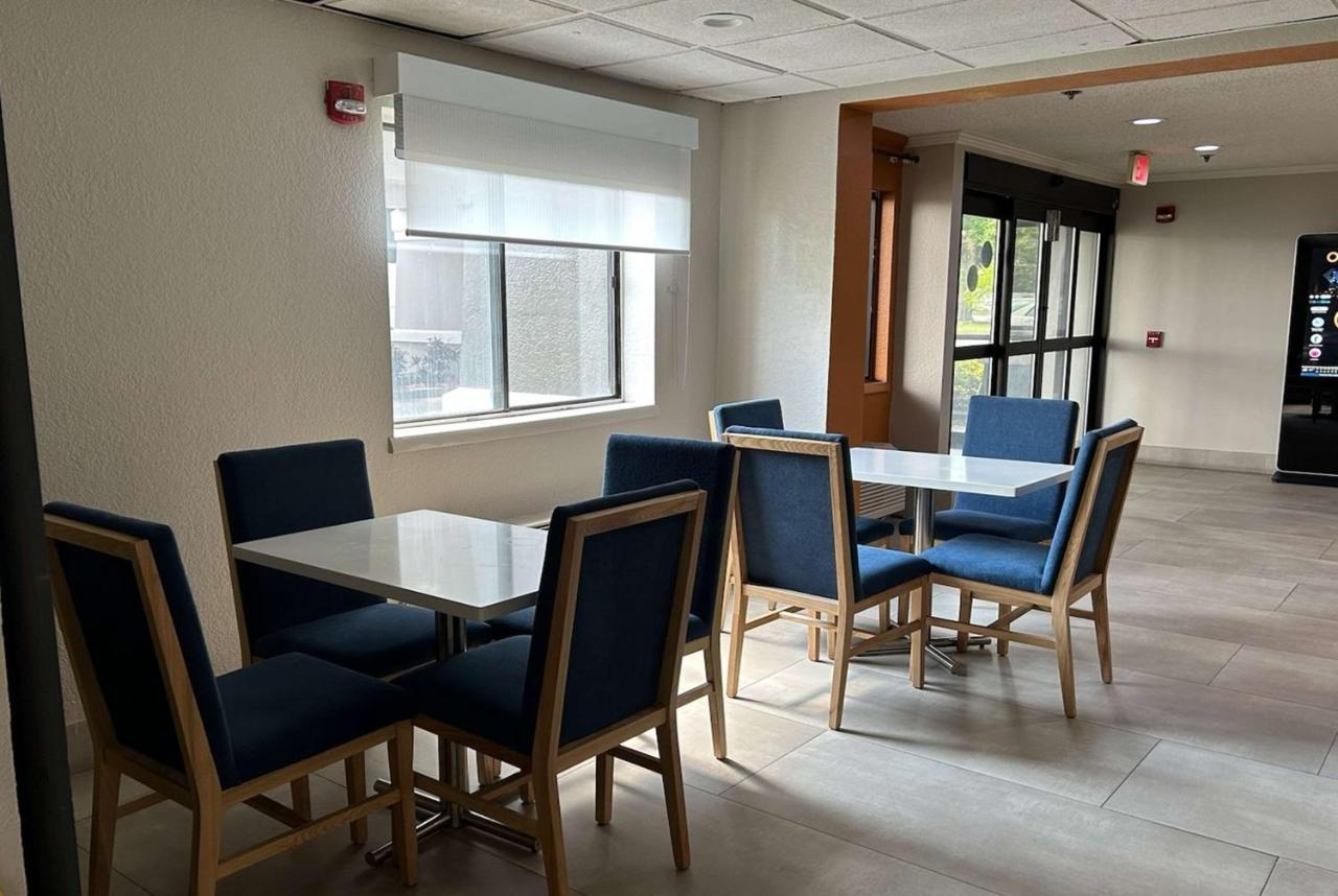 La Quinta By Wyndham Orlando South Hotell Williamsburg Eksteriør bilde