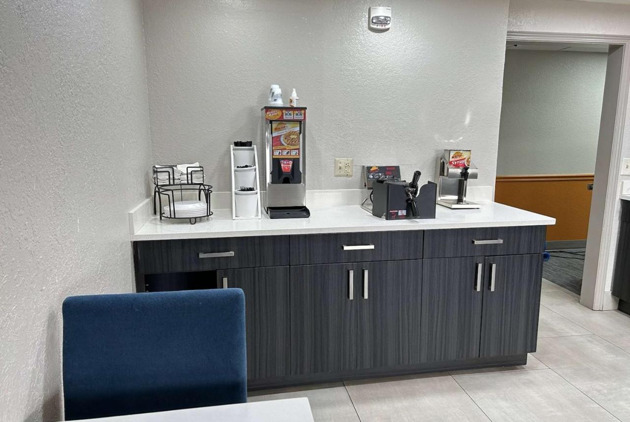 La Quinta By Wyndham Orlando South Hotell Williamsburg Eksteriør bilde
